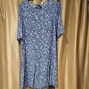 Old Navy Floral Blue Dress